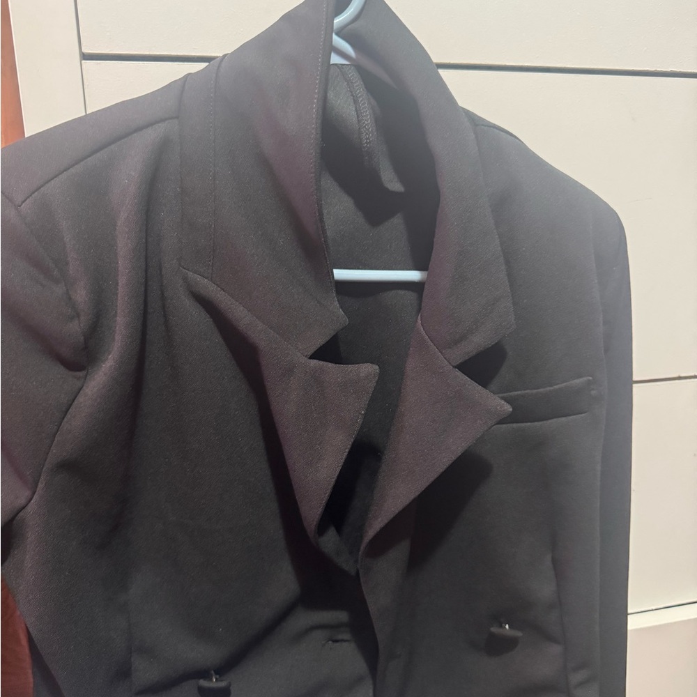 Stylish Black Blazer